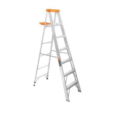 Escalera Truper 16744 tipo tijera 6 peldaños 175 kg